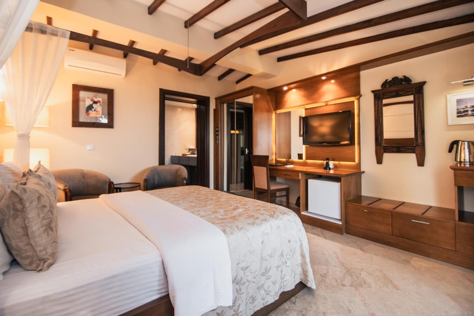 Bellapais Gardens Hostel ภายนอก รูปภาพ