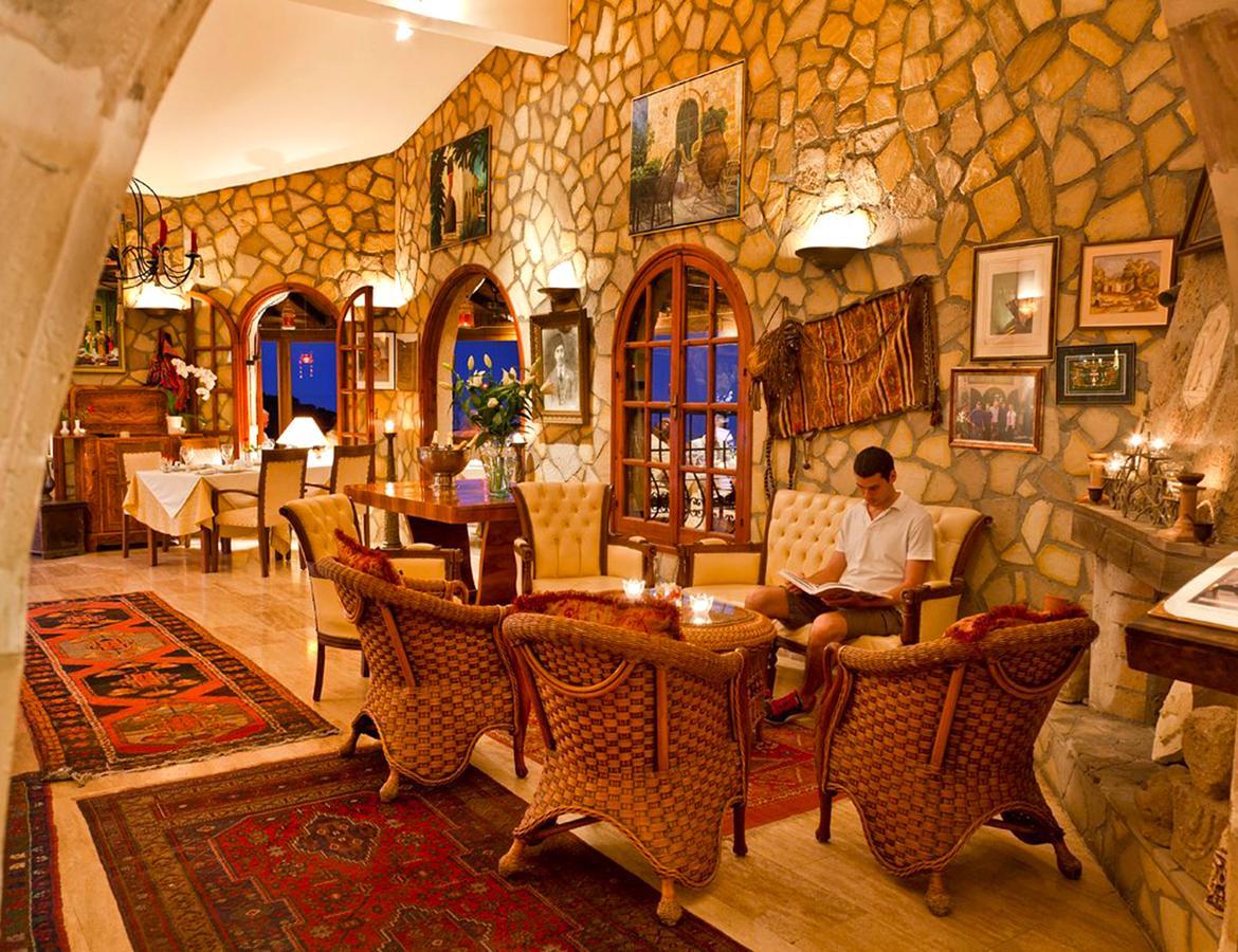 Bellapais Gardens Hostel ภายนอก รูปภาพ